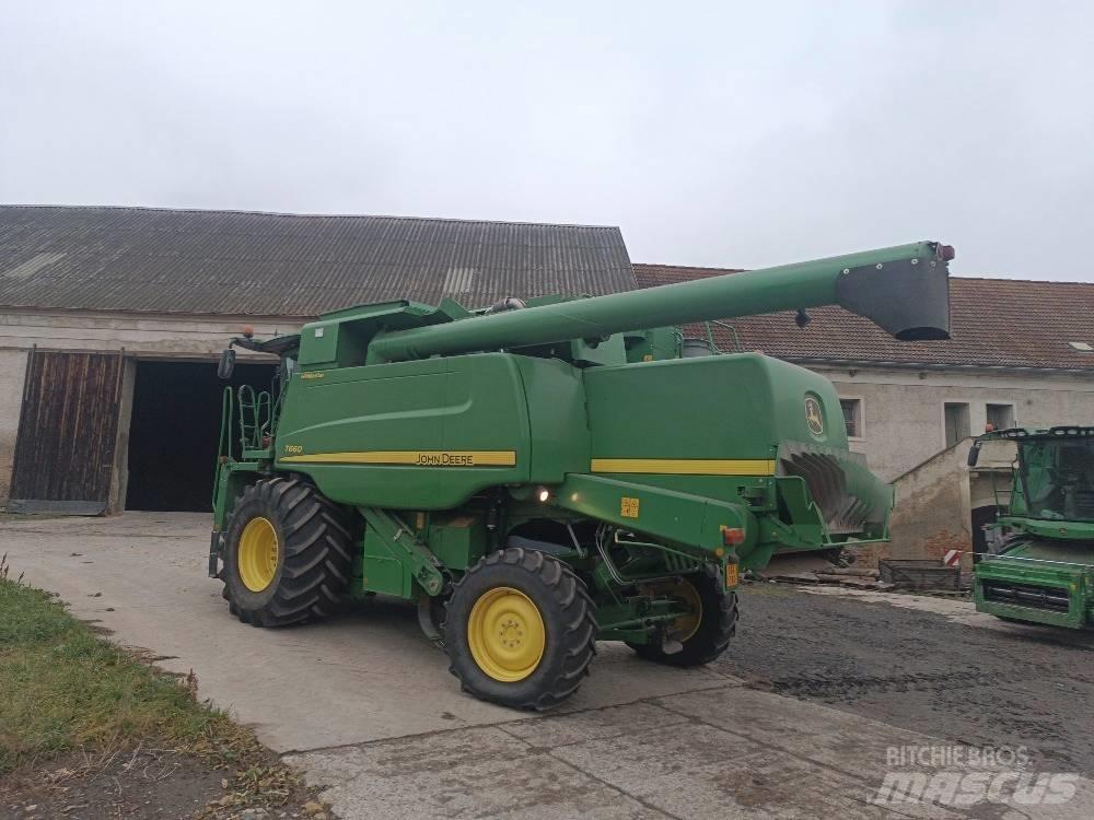 John Deere T 660 Зернозбиральні комбайни