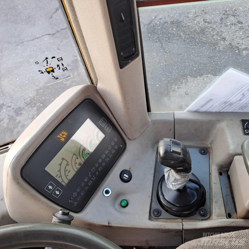 JCB 426 B Фронтальні навантажувачі