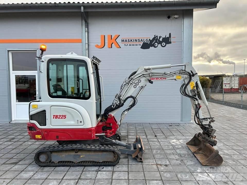 Takeuchi TB 225 Міні-екскаватори < 7т
