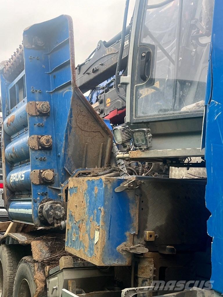 Volvo FH 750 Дровоколи, рубальні машини, дробарки