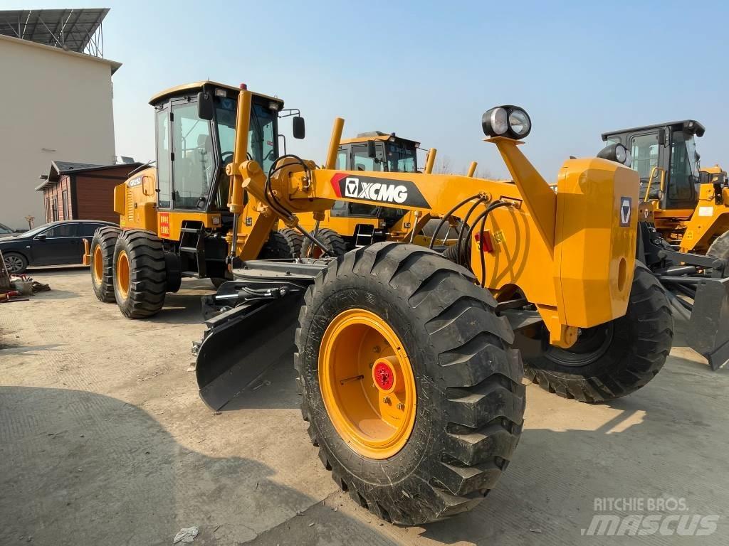 XCMG gr2153 Фронтальні навантажувачі