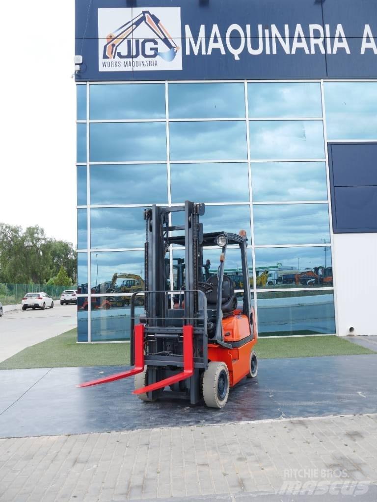 Nissan FD01 A 15 Q Дизельні навантажувачі