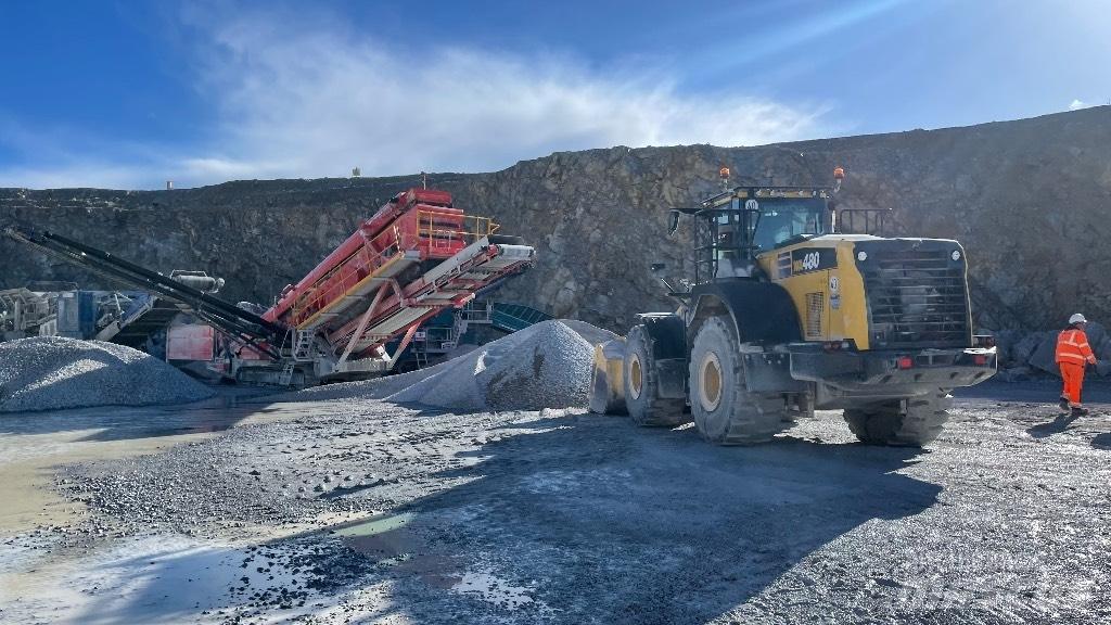 Komatsu WA480 Фронтальні навантажувачі