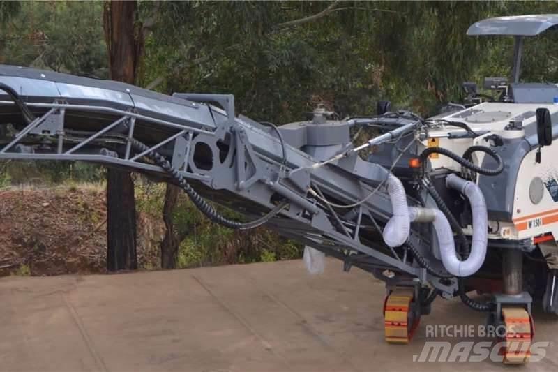 Wirtgen W150 Вантажівки / спеціальні