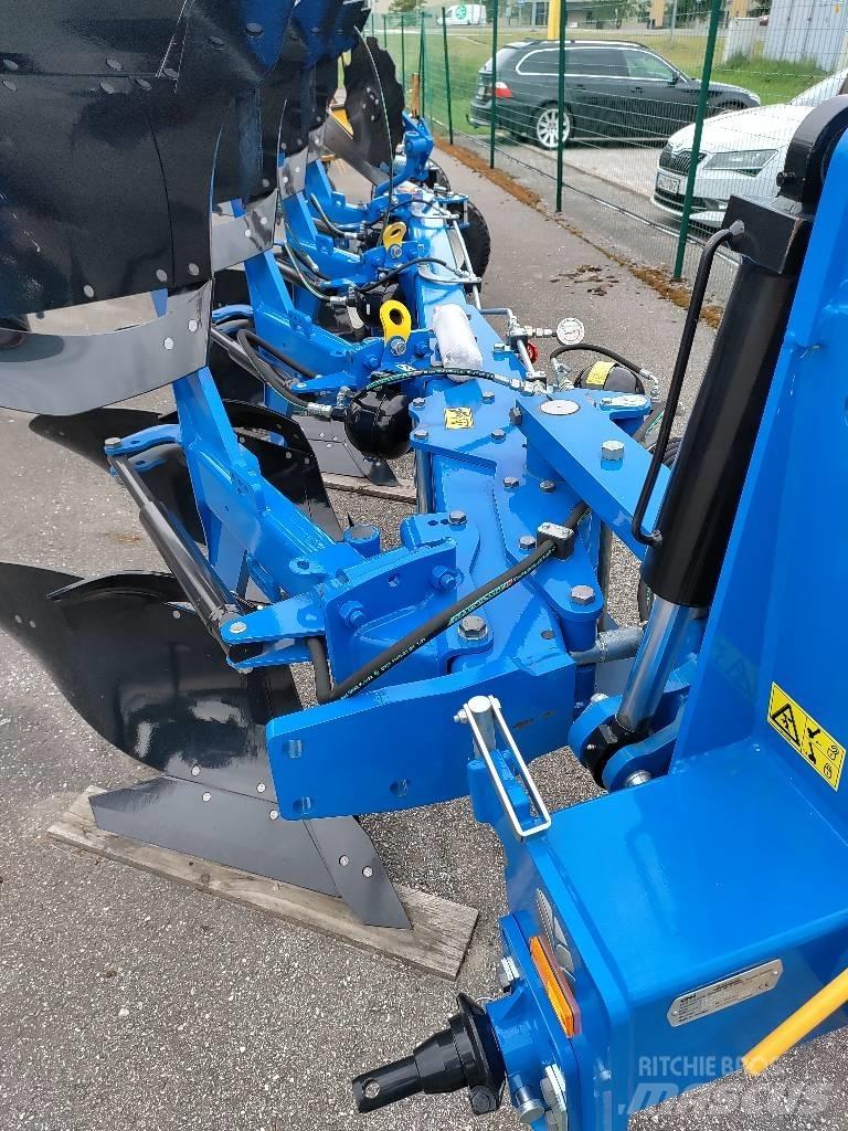 New Holland PHH4 Реверсивні плуги