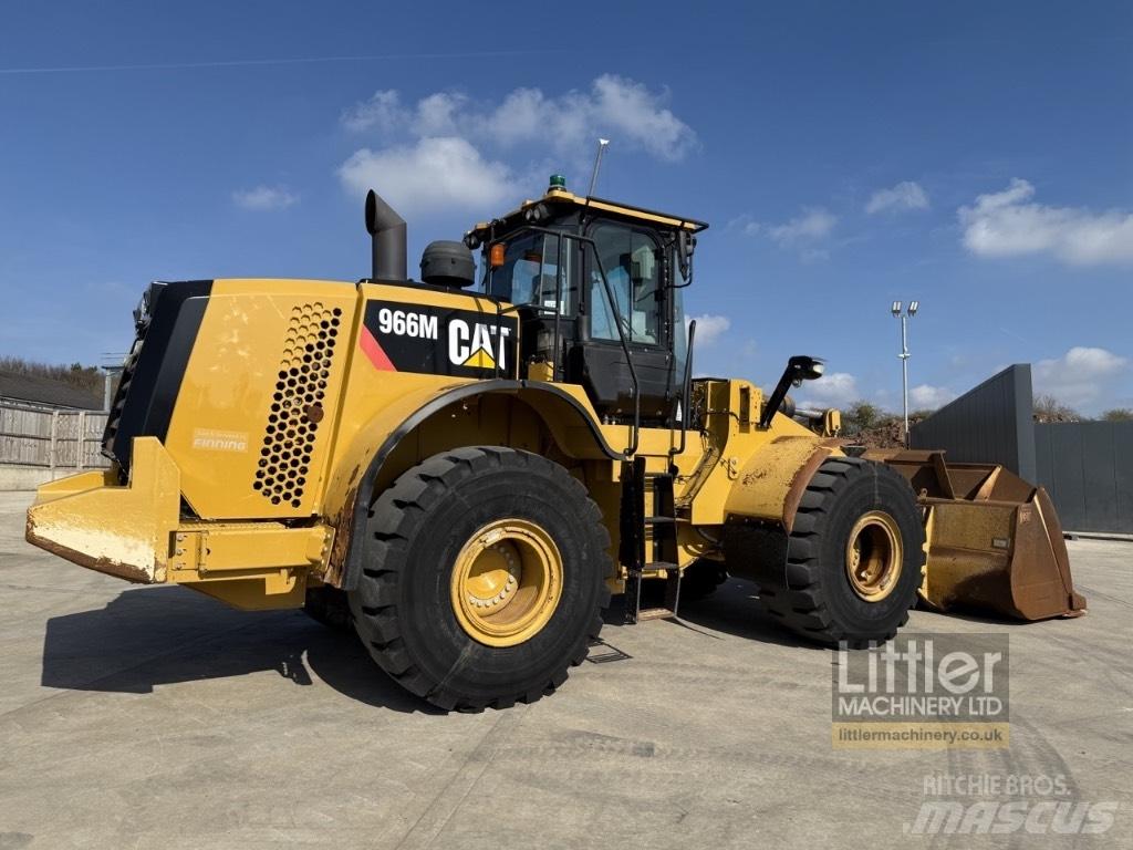 CAT 966 M Фронтальні навантажувачі
