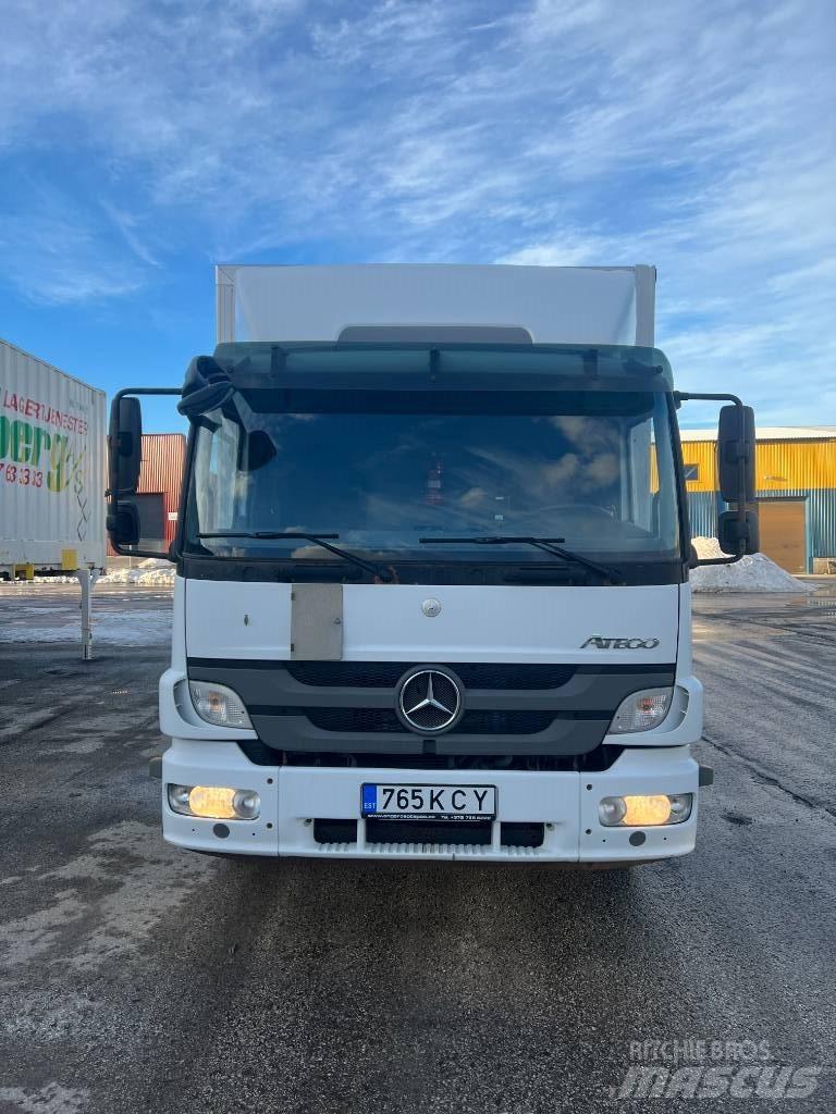 Mercedes-Benz ATEGO Фургони