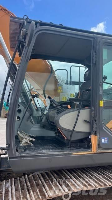 CASE CX 210 D Гусеничні екскаватори