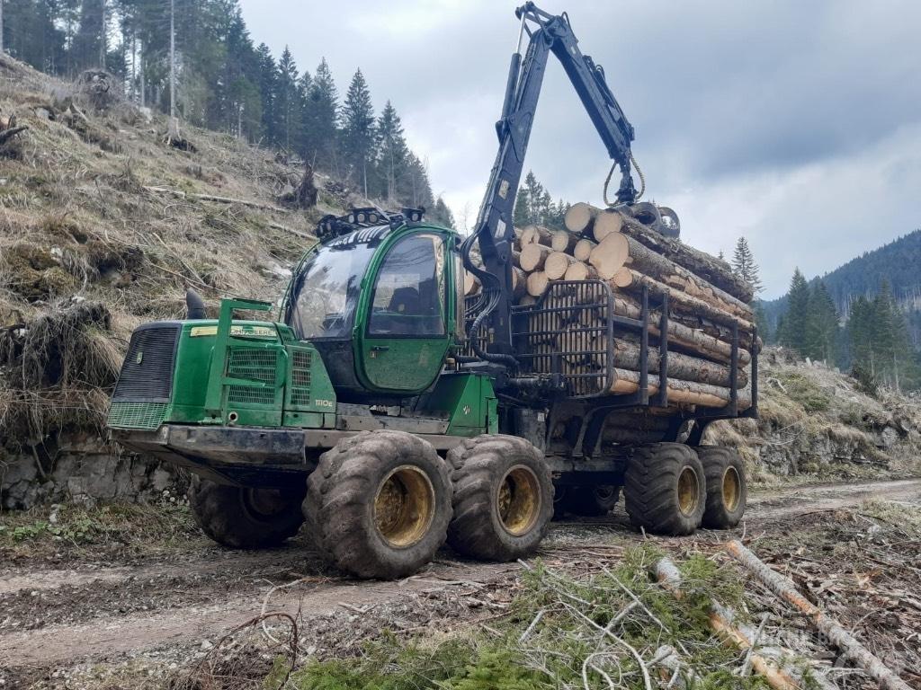 John Deere 1110 E Форвардери