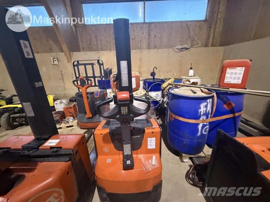 Toyota BT SWE 80 L Електронавантажувачі