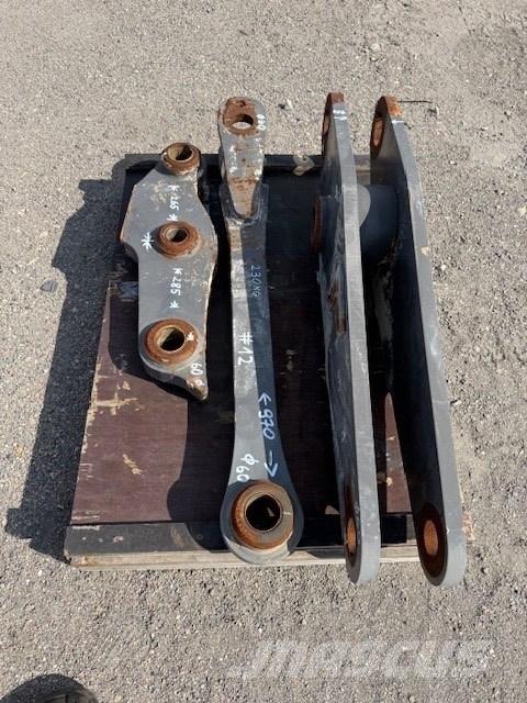 Volvo BUCKET LINK Ковші