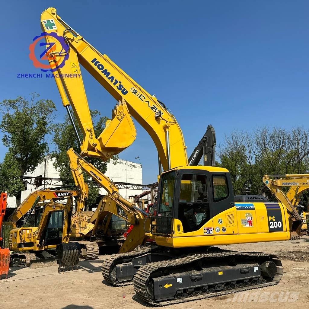 Komatsu PC 200 Гусеничні екскаватори