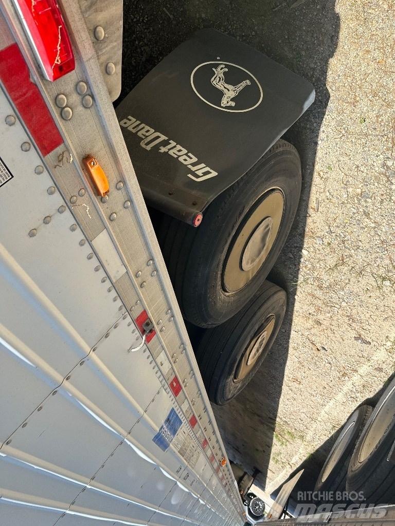 Volvo D11 Фургони