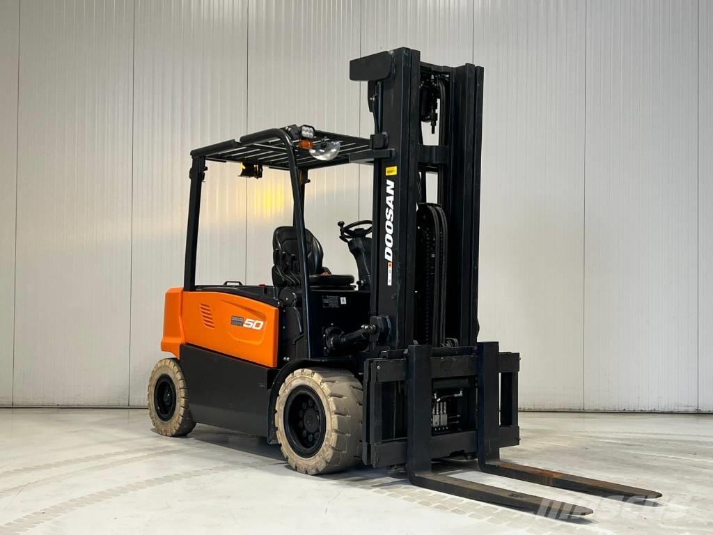 Doosan B50X-7 Електронавантажувачі