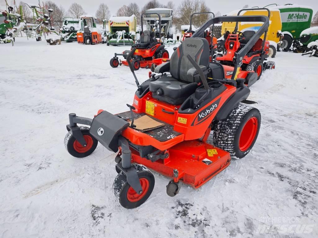 Kubota ZD 1211 Самохідні газонокосарки