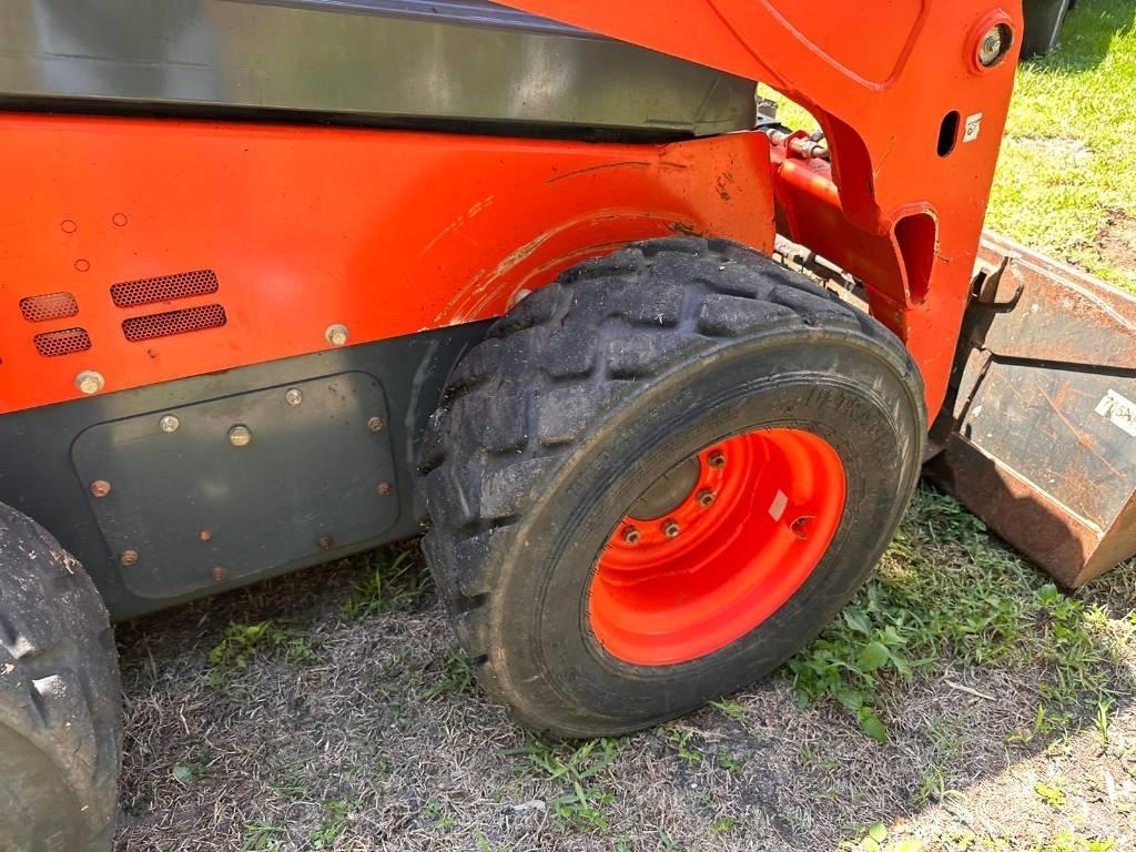 Kubota SSV 75 Міні-навантажувачі