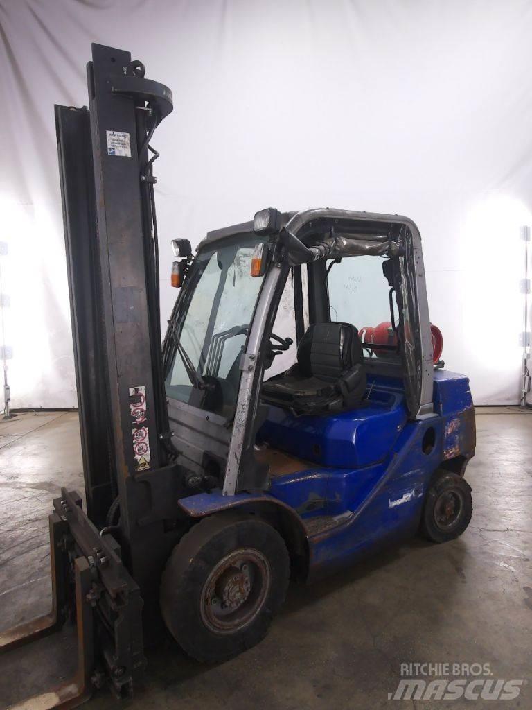 Cesab M325G Газові навантажувачі
