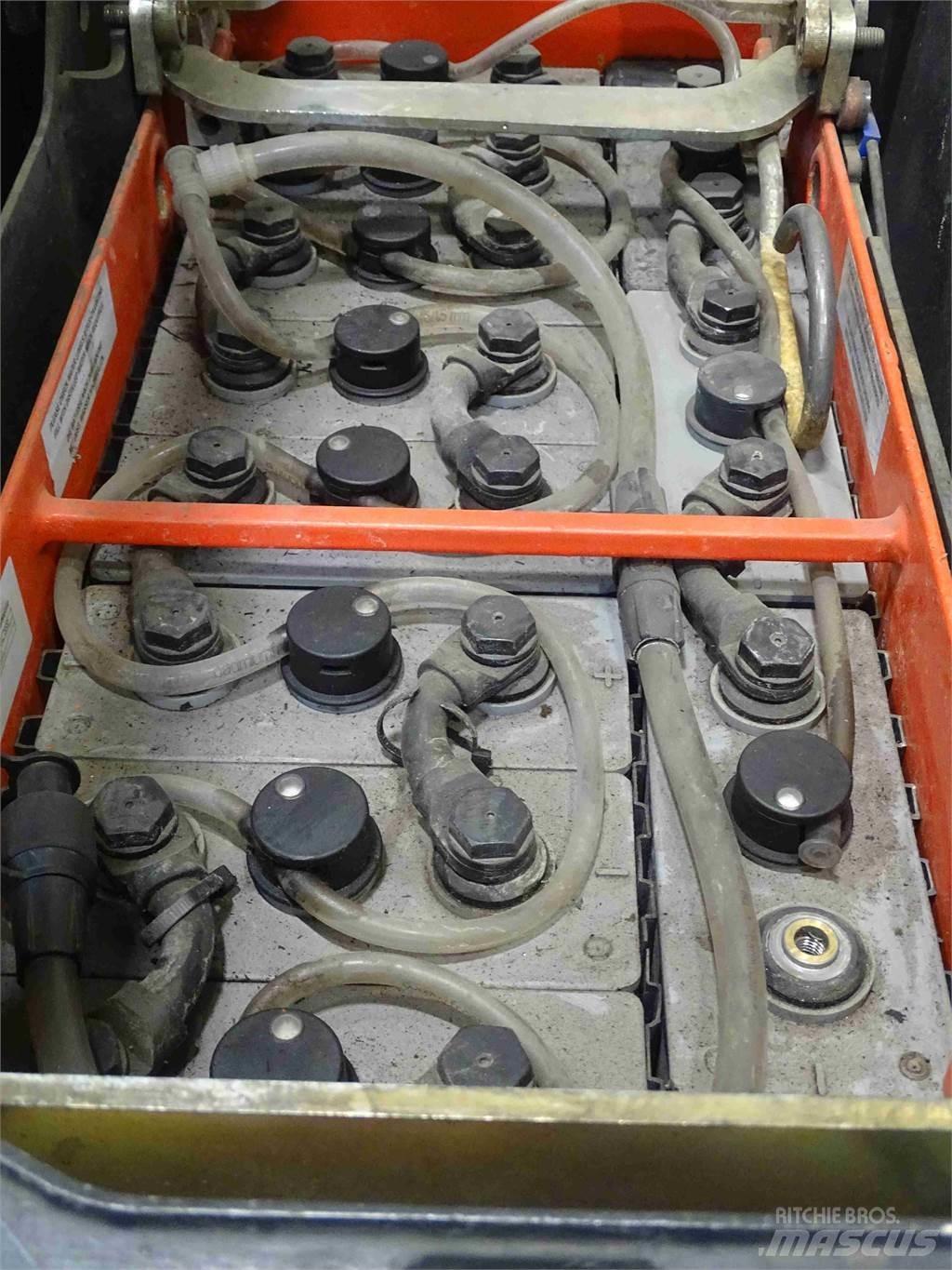 Linde L12LSP Ручний візок