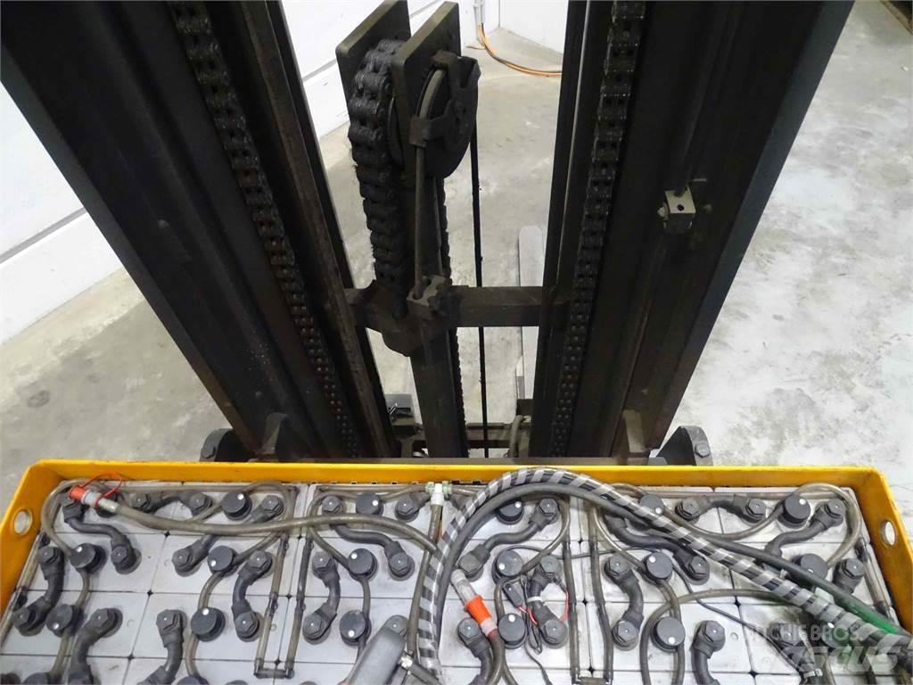 Still FM-X14 Річ-трак із високим підйомом