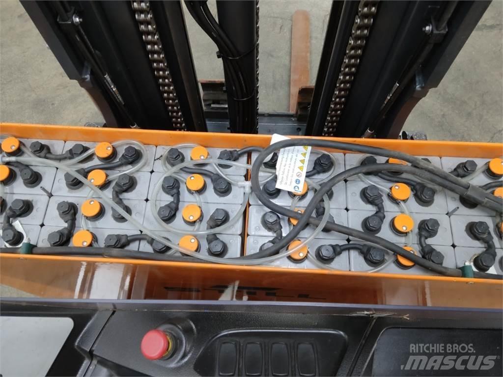 Still FM-X14 Річ-трак із високим підйомом
