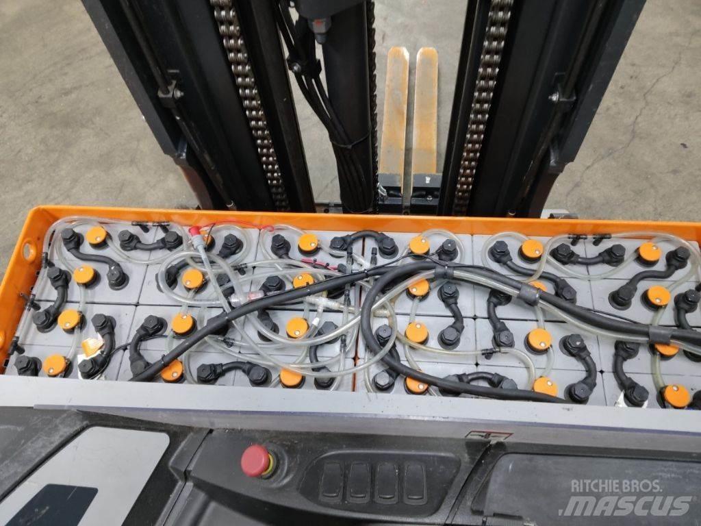 Still FM-X17 Річ-трак із високим підйомом