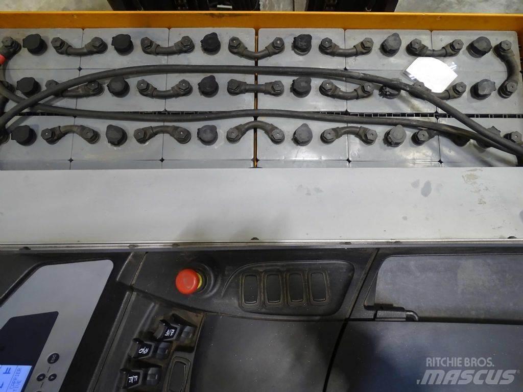 Still FM-X17 Річ-трак із високим підйомом