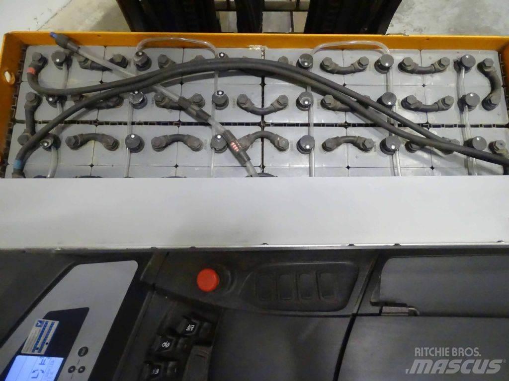 Still FM-X17 Річ-трак із високим підйомом