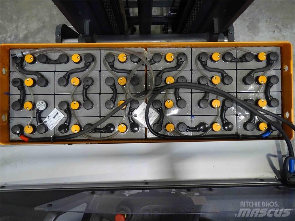 Still FM-X17 Річ-трак із високим підйомом