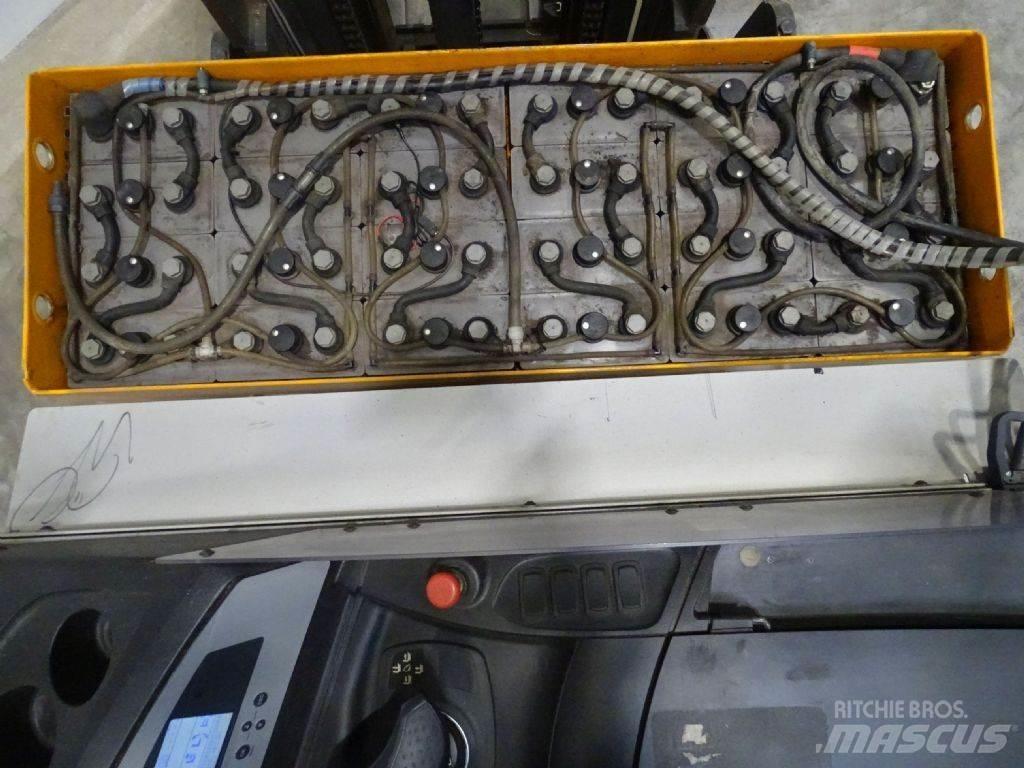 Still FM-X20 Річ-трак із високим підйомом