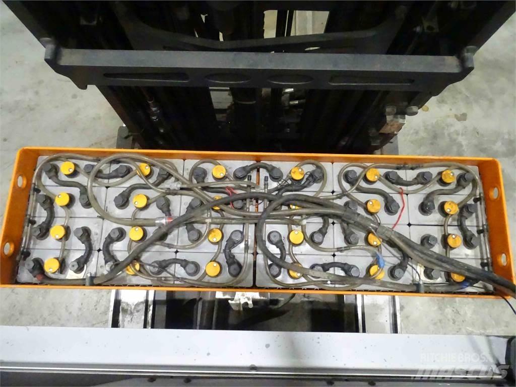 Still FM-X20 Річ-трак із високим підйомом