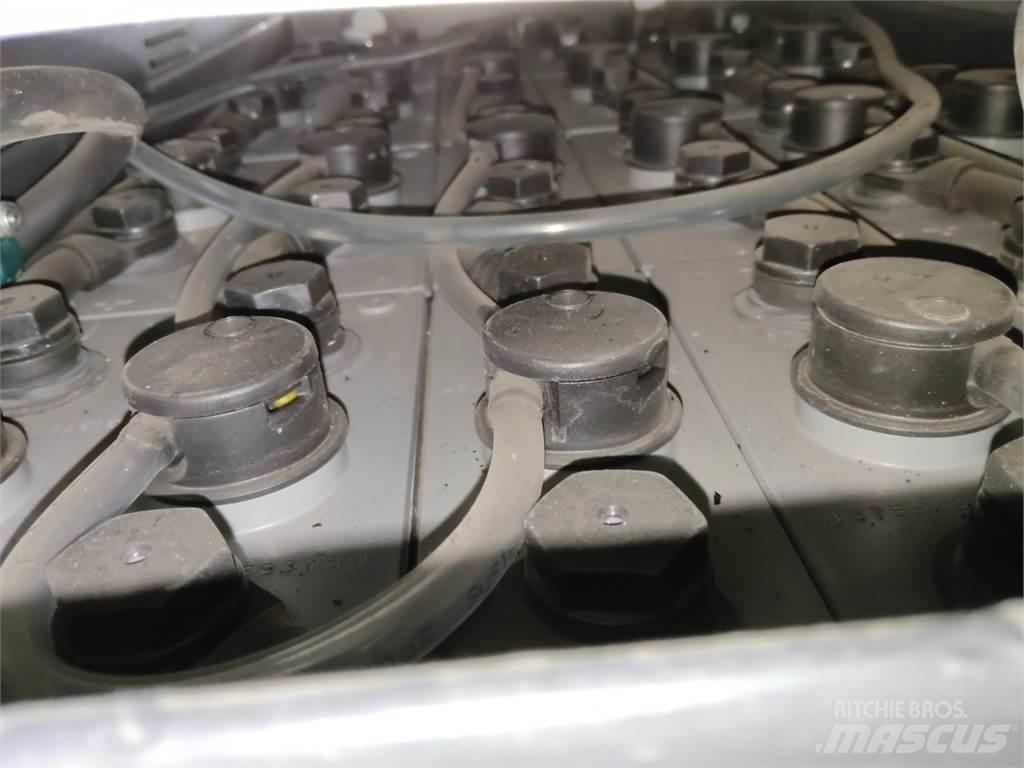 Still LTX70 Тягачі колісні