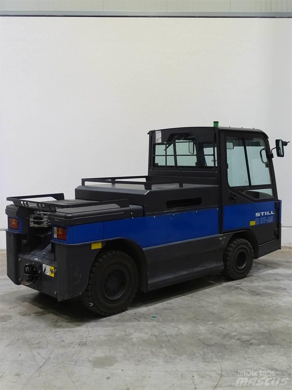 Still R07-25 Тягачі колісні