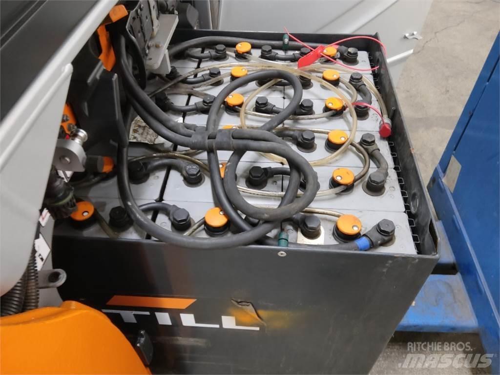 Still RX20-16 Електронавантажувачі