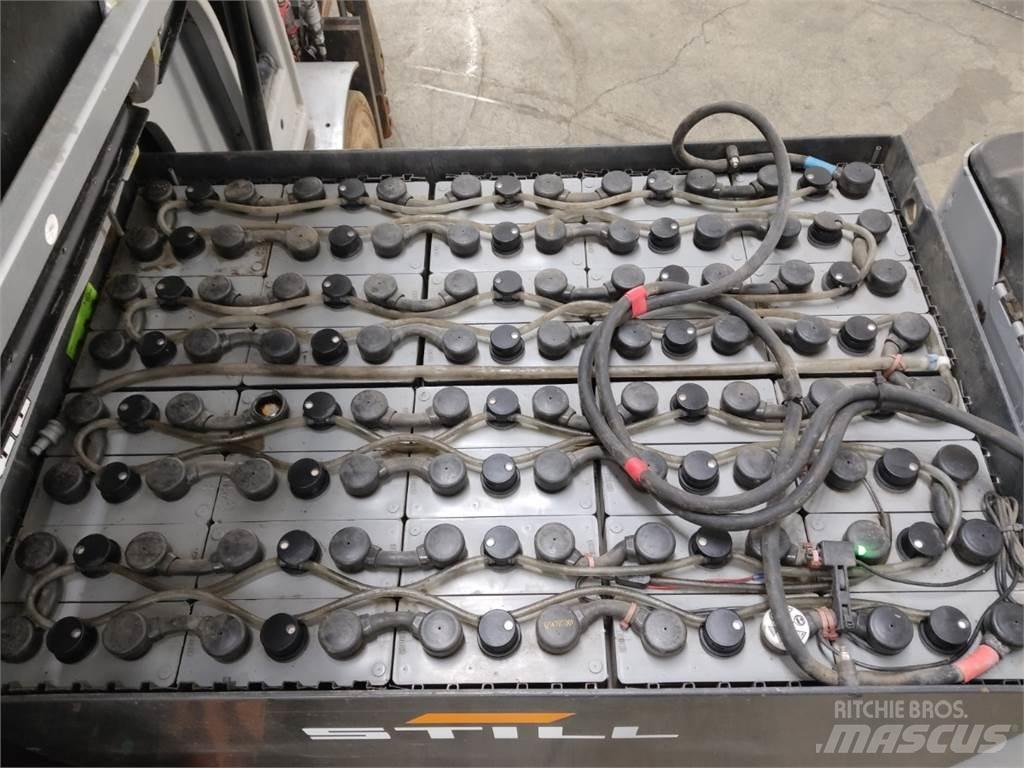 Still RX60-25 Електронавантажувачі