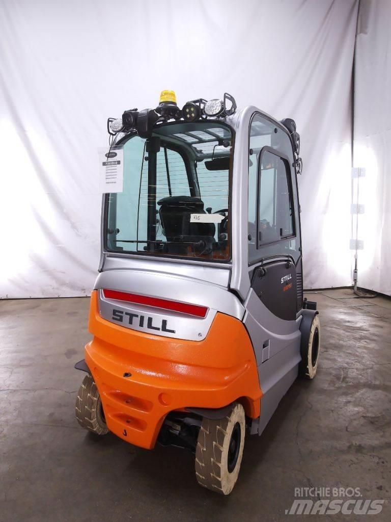 Still RX60-30 Електронавантажувачі