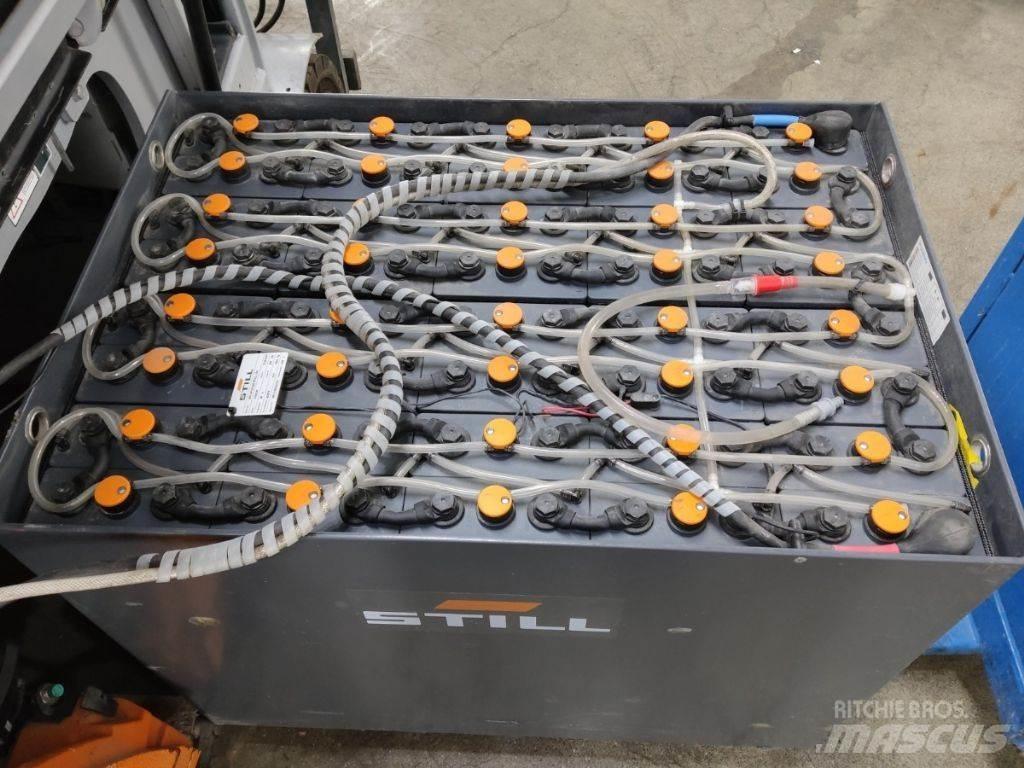 Still RX60-30 Електронавантажувачі