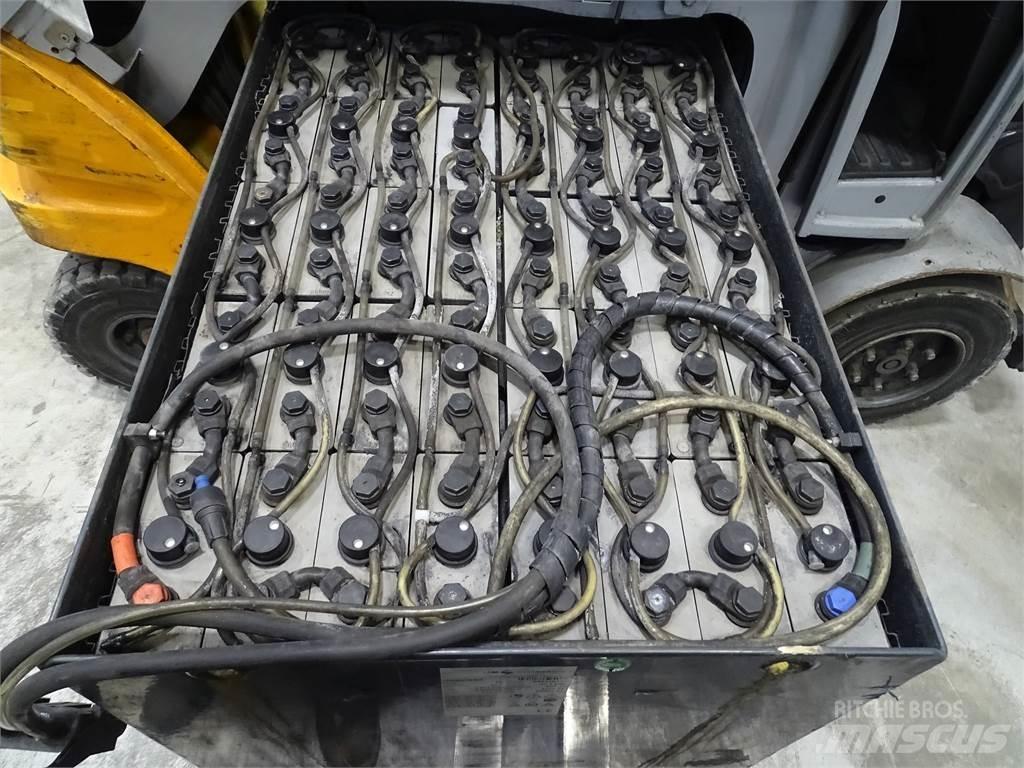Still RX60-30 Електронавантажувачі