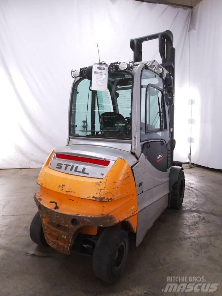 Still RX60-50/600 Електронавантажувачі