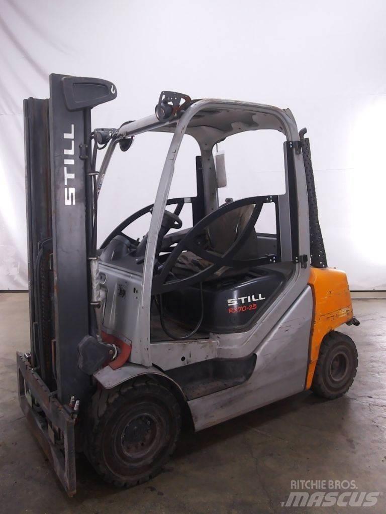Still RX70-25 Дизельні навантажувачі