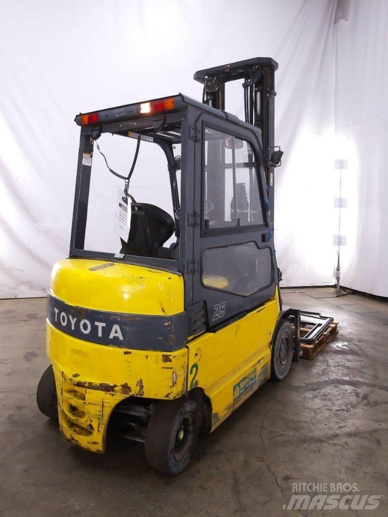 Toyota 7FBMF25 Електронавантажувачі