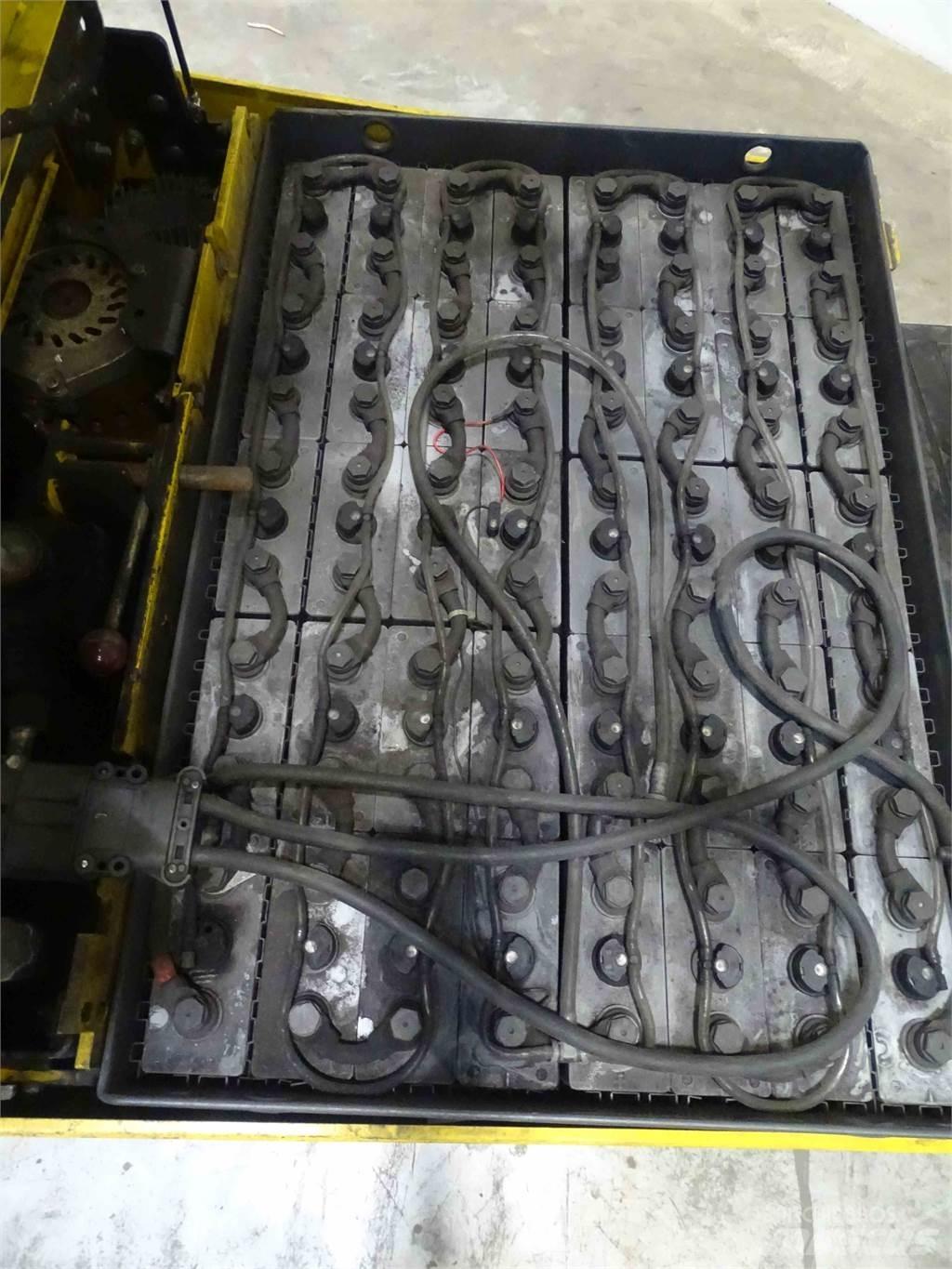 Yale ERP25ALF Електронавантажувачі