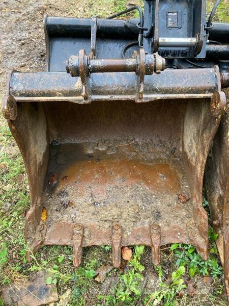 JCB 85Z-2 Гусеничні екскаватори