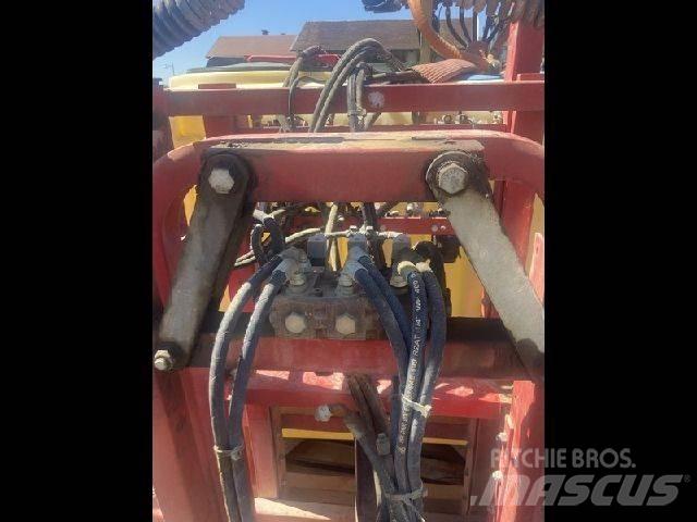  atasa 1000 L Причіпні обприскувачі