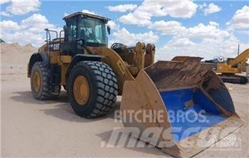 CAT 982M Фронтальні навантажувачі