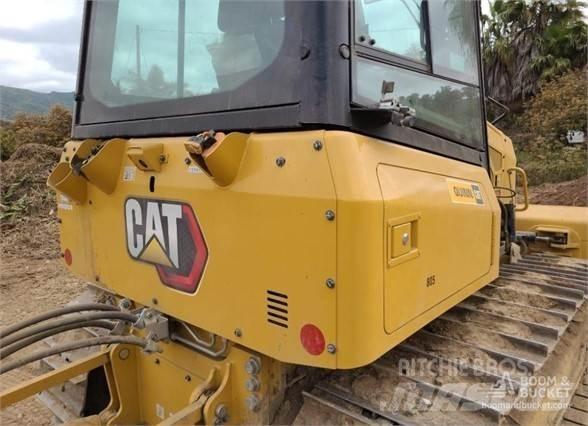 CAT D3 Гусеничні бульдозери