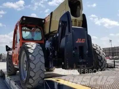 JLG 1055 Телескопічні навантажувачі