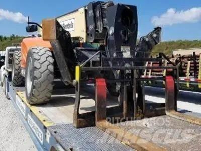 JLG 1055 Телескопічні навантажувачі
