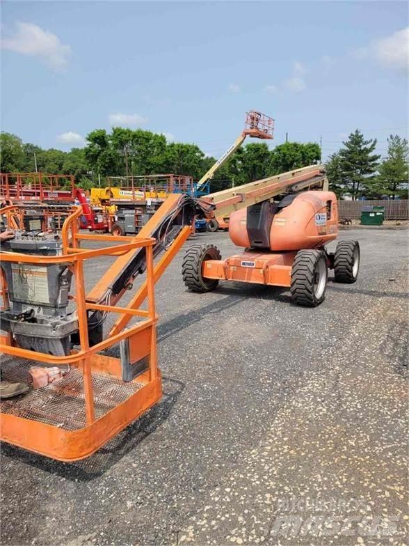 JLG 600AJ Колінчаті підйомники