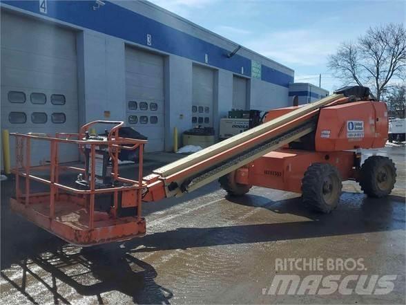 JLG 600S Телескопічні підйомники
