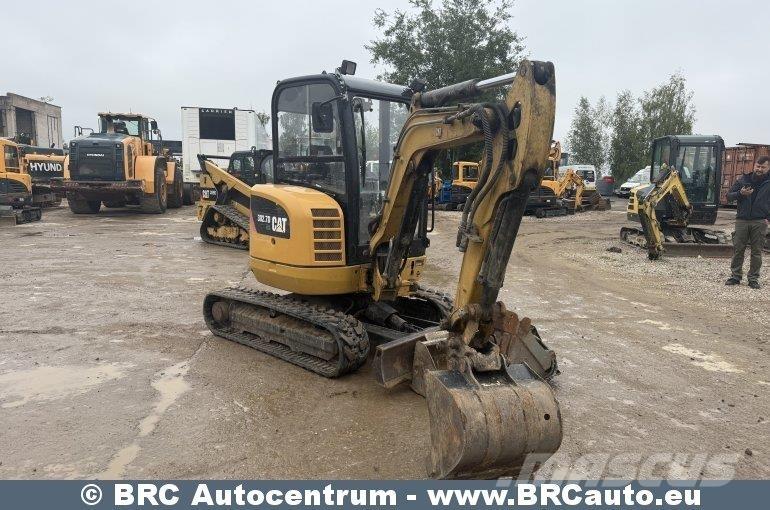 CAT 302.7DCR Міні-екскаватори < 7т